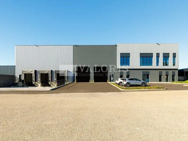 Local d'activité 6057 m²