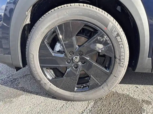 Citroën C5 Aircross hybride 145 ch e-dcs6 — photo 13