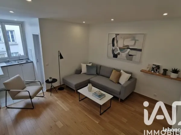 Studio 1 pièce 19 m²