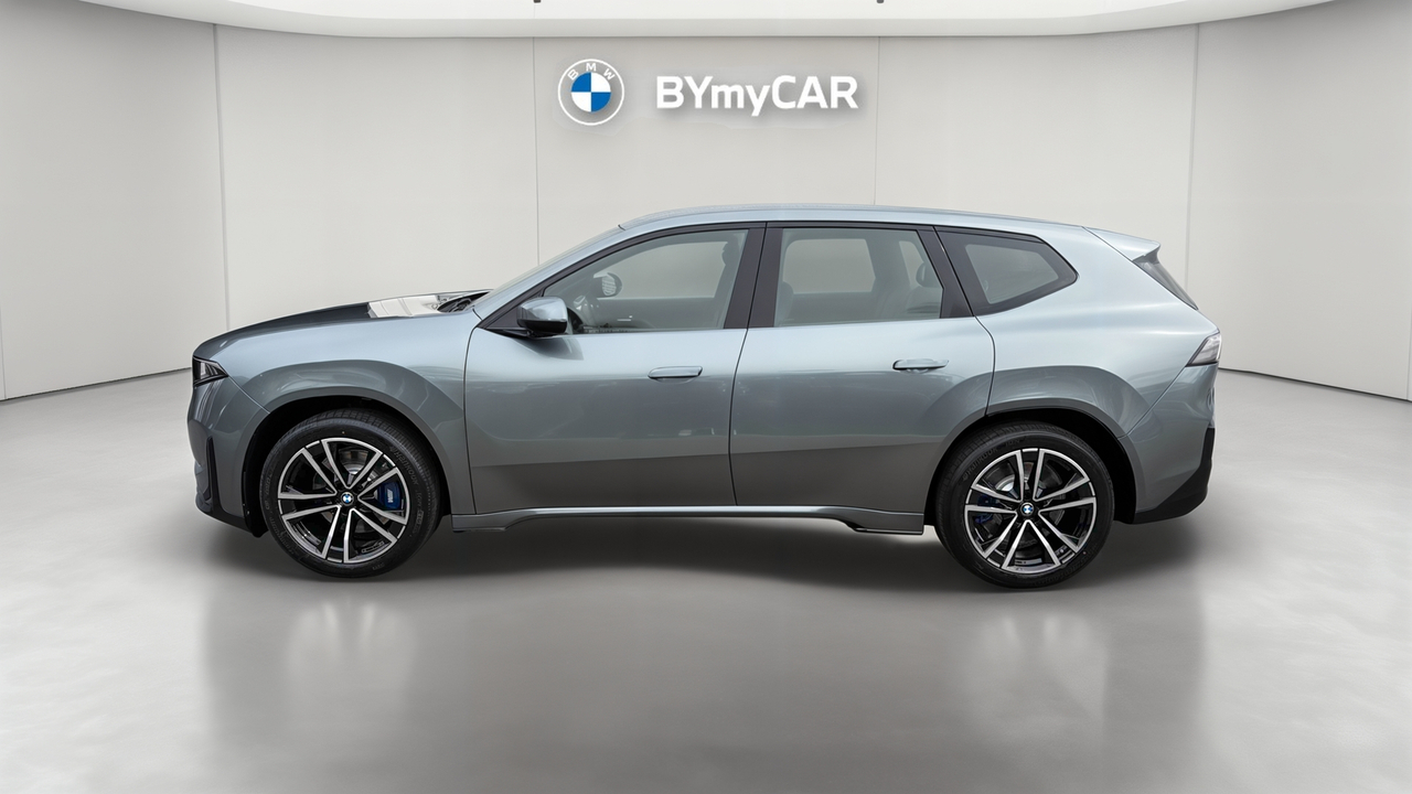 BMW iX3 50 xDrive — photo 2