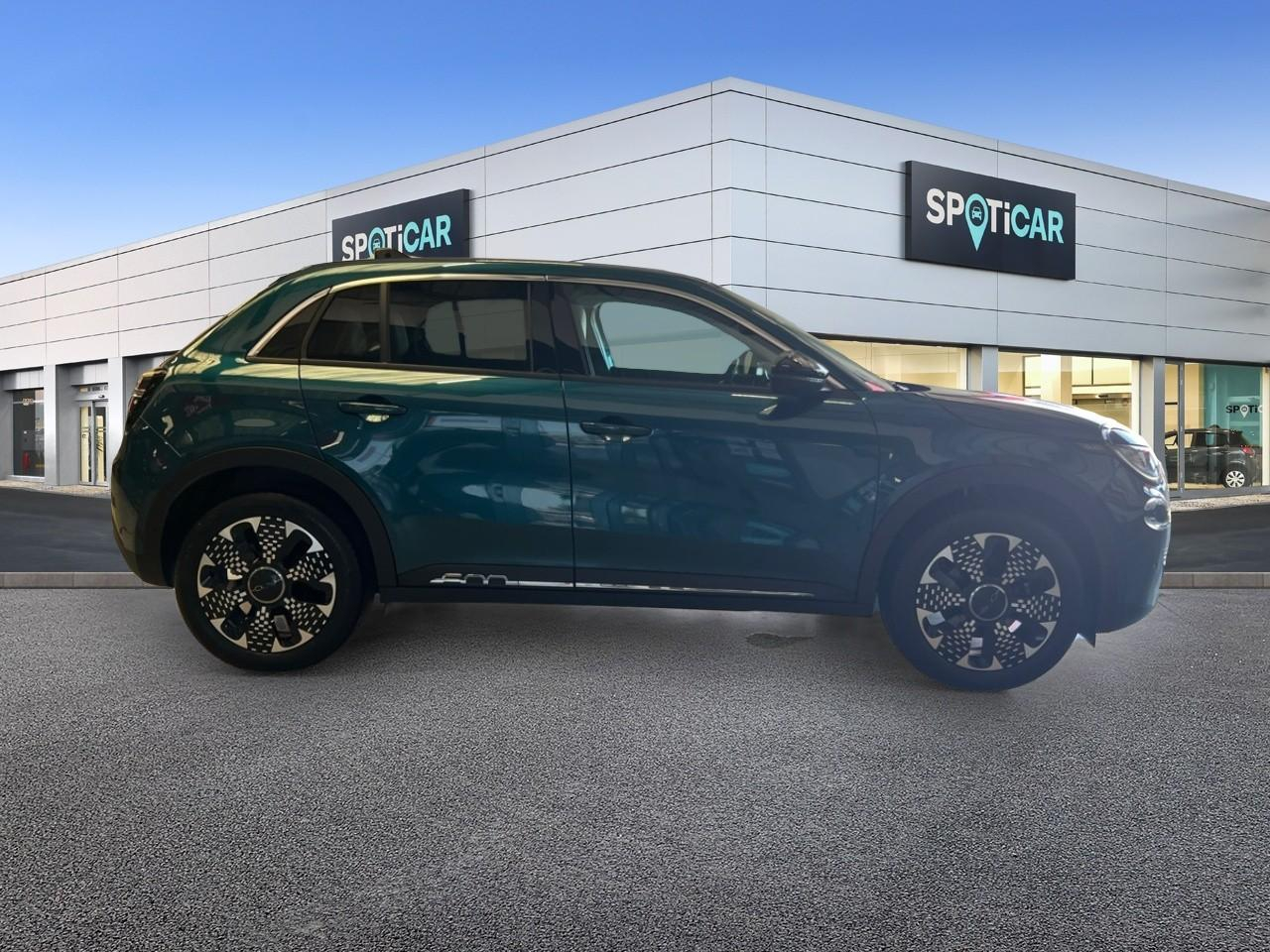 Fiat 600 t-gen 3 1.2 hybrid 110ch edct6 la prima — photo 4