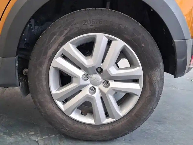 Dacia Sandero tce 90 — photo 10