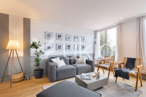 Appartement 3 pièces 145 m²