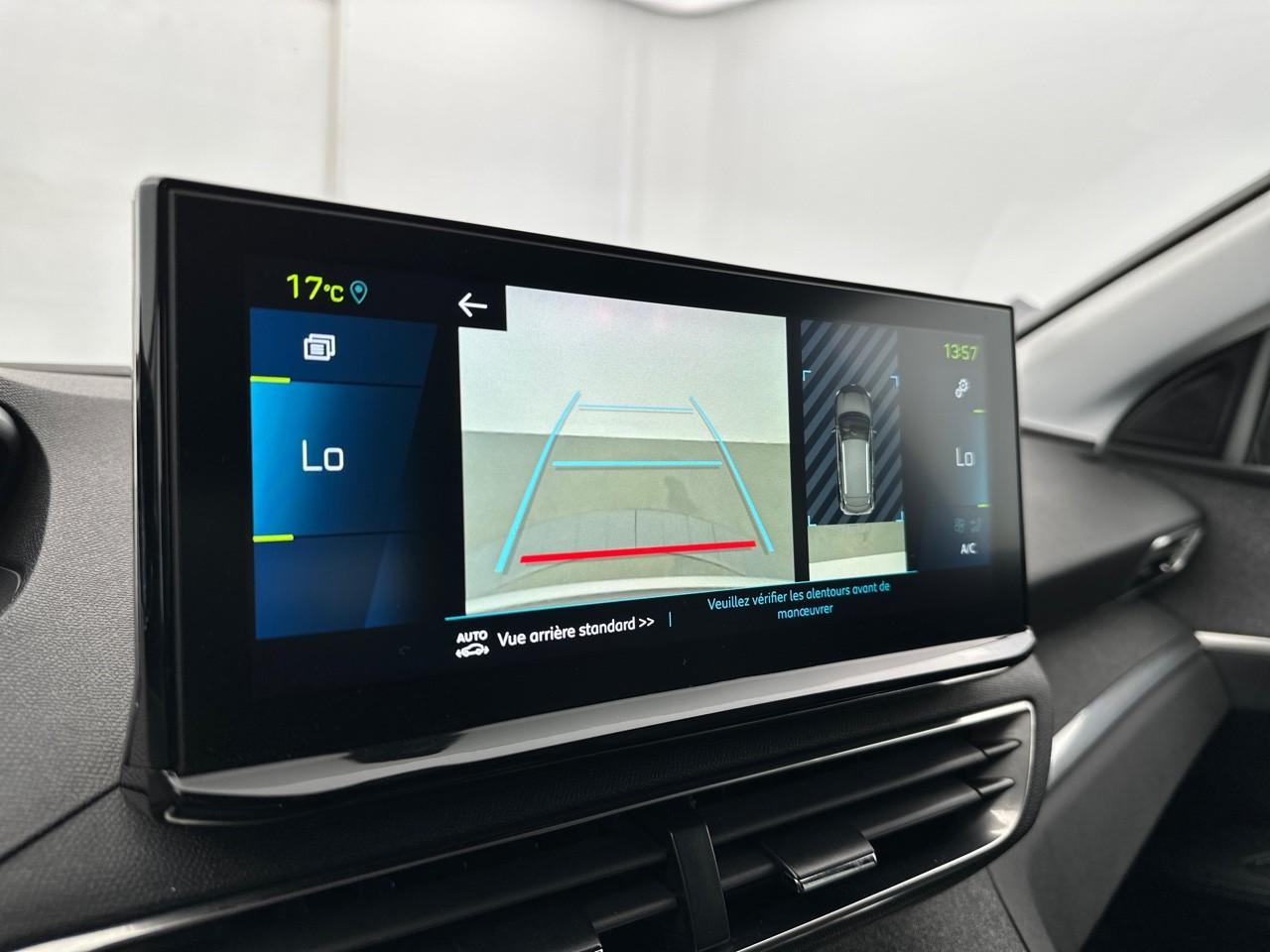 Peugeot 3008 hybrid 225 e-eat8 allure pack — photo 26