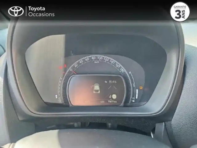Toyota Aygo X 1.0 vvt-i 72ch dynamic my24 — photo 6