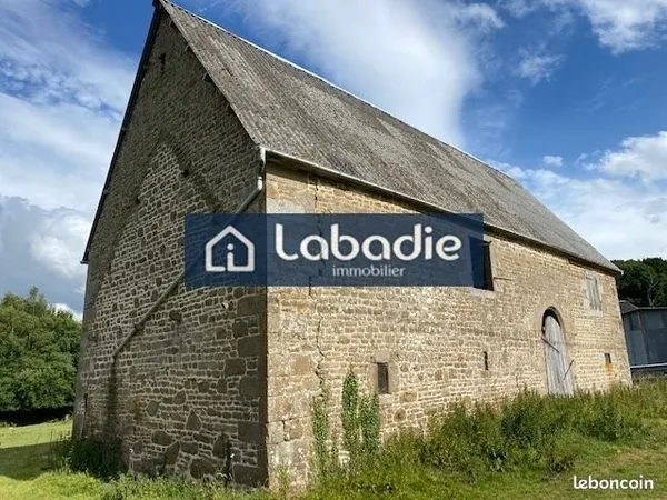 Local 1 pièce 106 m²
