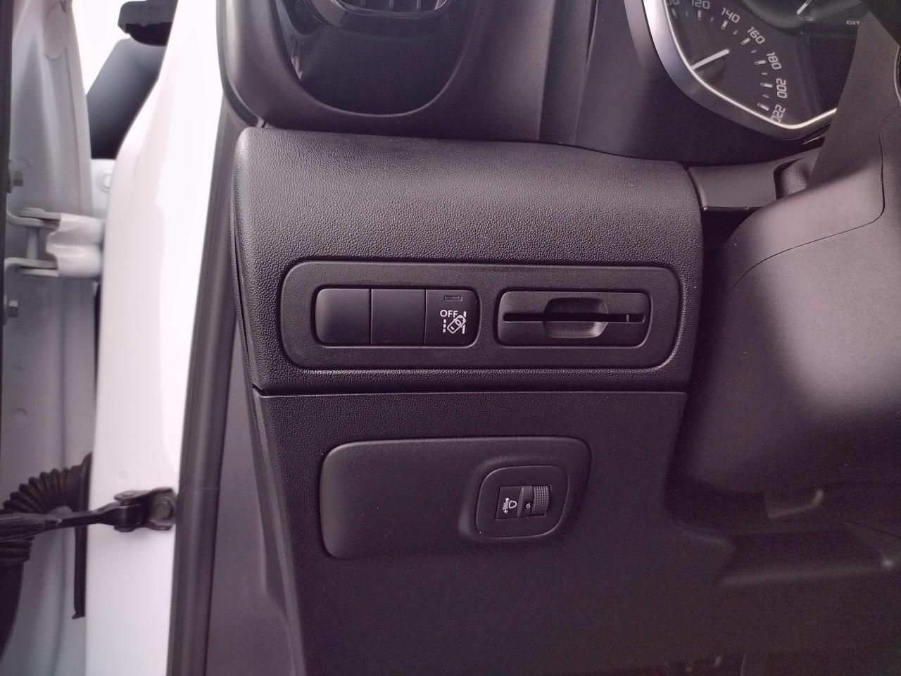 Citroën C3 Aircross bluehdi 120 s&s eat6 shine — photo 22