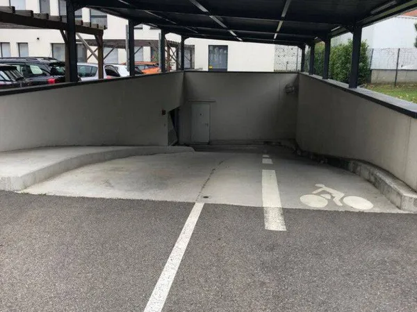 Parking 10 m²