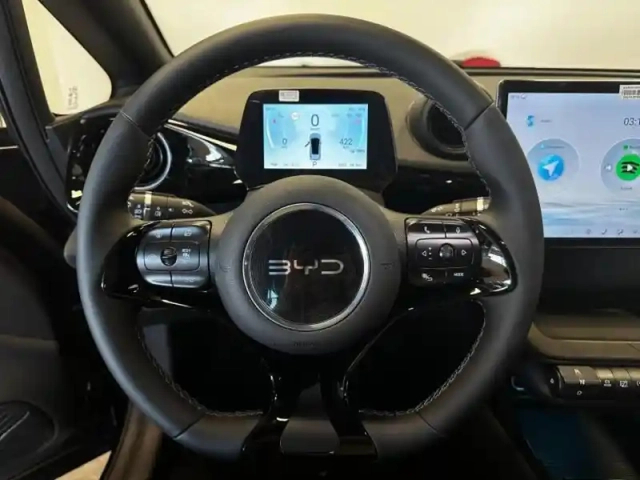 Byd Dolphin 204ch - 60,4 kwh design — photo 7