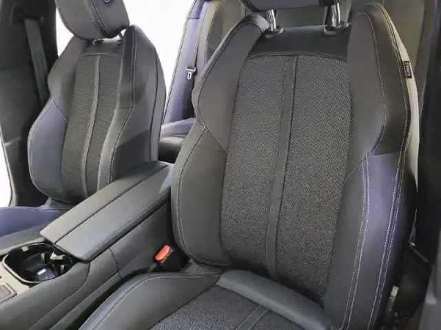 Peugeot 508 sw hybrid 180 e-eat8 — photo 14