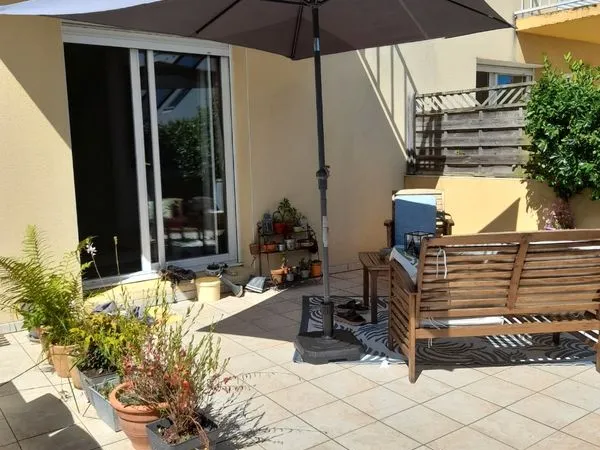 T2 lumineux avec terrasse et garage