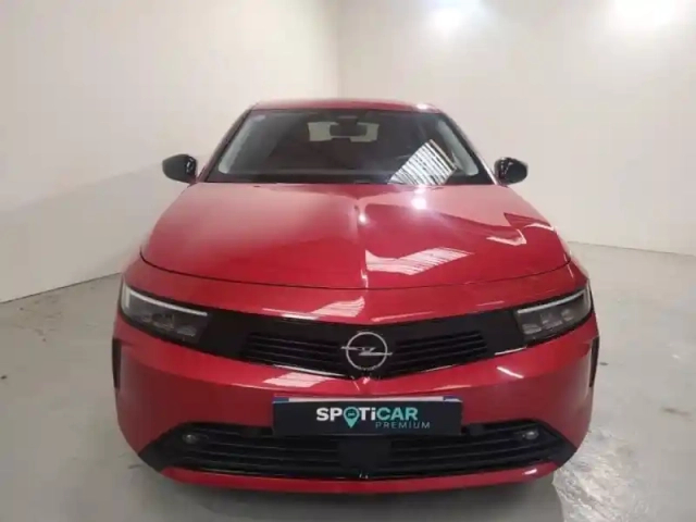 Opel Astra sports tourer 1.2 turbo 130ch bva8 — photo 6