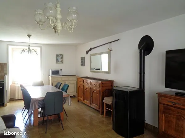 Maison 11 pièces 205 m²