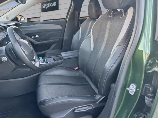 Peugeot 308 phev 180ch allure e-eat8 — photo 10