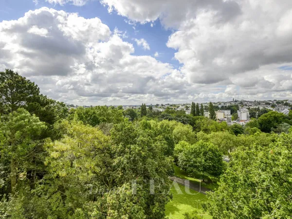Nantes Procé - Appartement 3 chambres avec ascenseur, parking et balcon