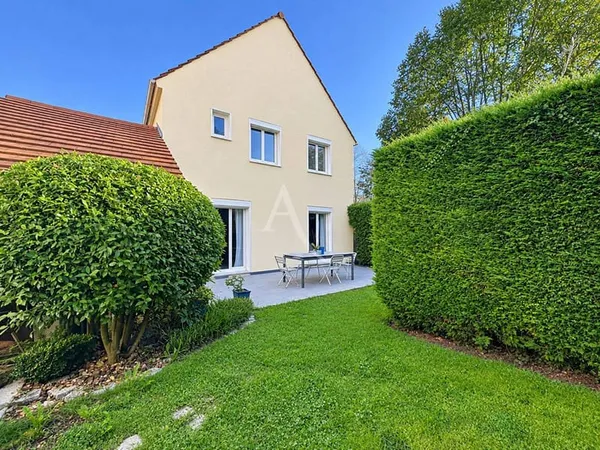 Maison 6 pièces 105 m²