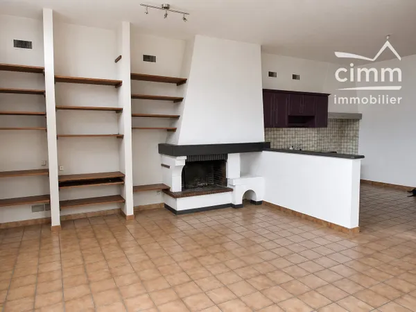 Appartement duplex T5 - 4 chambres - Dépendance - Jardine
