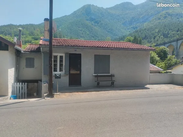 Vend maison de plain pied