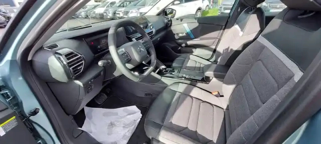 Citroën C4 e- 136 ch automatique — photo 67