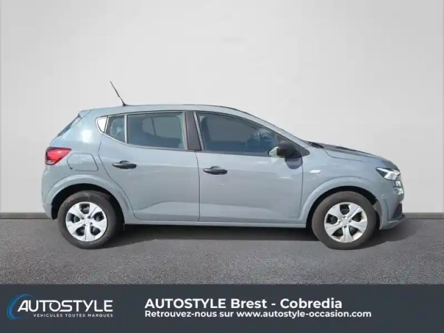 Dacia Sandero 1.0 sce 65ch essential — photo 6