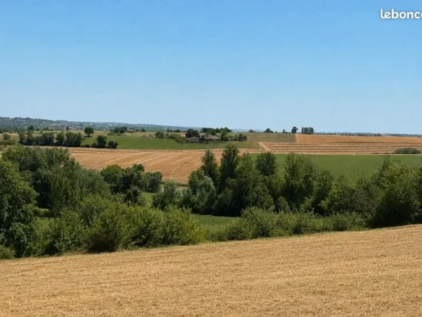 Terrain 1 000 m² Sainte Livrade
