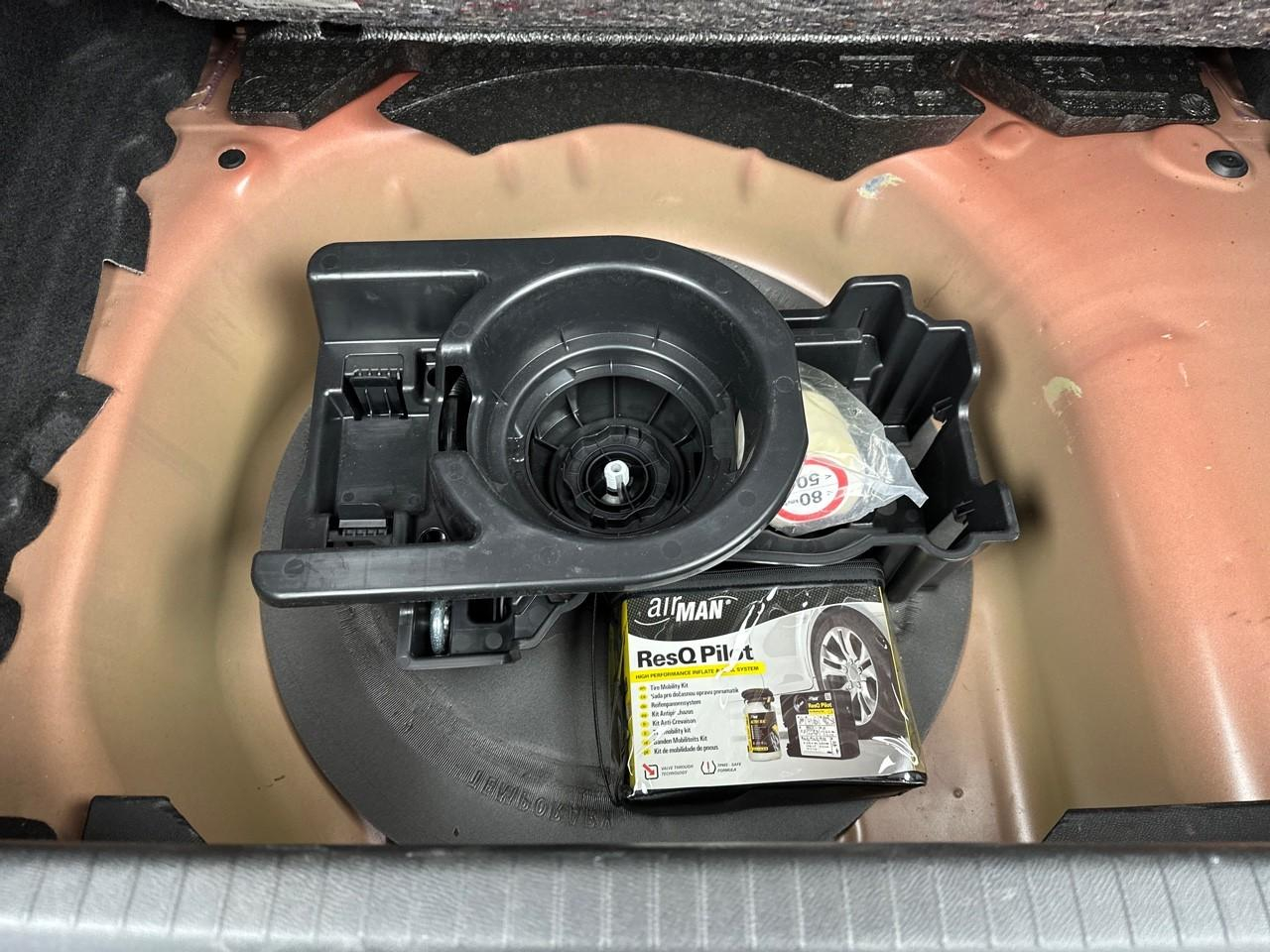 Peugeot 208 puretech 100 s&s eat8 style — photo 35