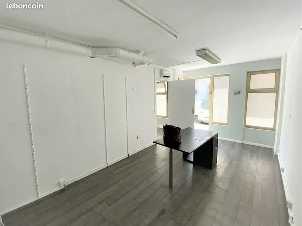 Local commercial 42 m² JUAN LES PINS
