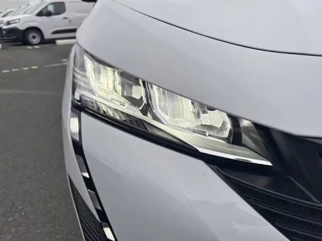 Peugeot 308 hybrid 136 e-dcs6 — photo 16