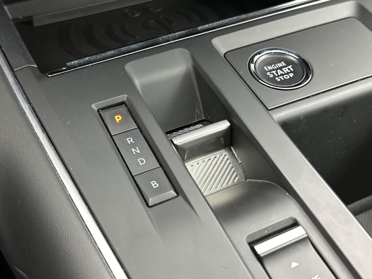 Citroën C5 Aircross hybride rechargeable 225 e-eat8 shine — photo 29