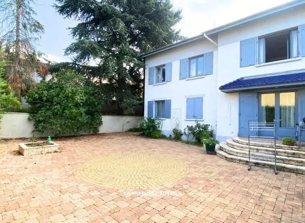 Maison 6 pièces 173 m²