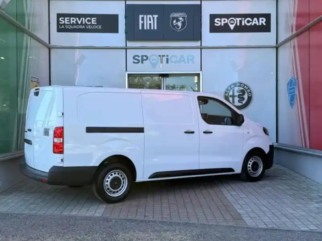 Fiat Scudo fg xl 2.2 diesel 150ch pack premium connect automatique — photo 5