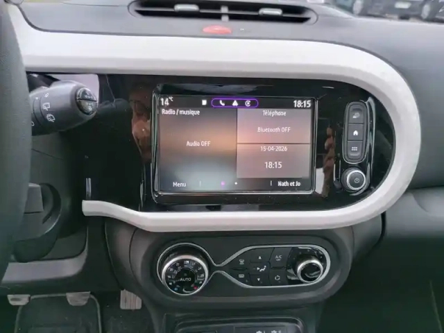 Renault Twingo iii sce 65 — photo 10