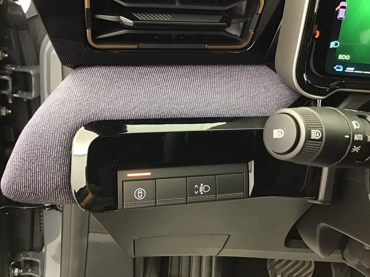 Renault R4 — photo 26