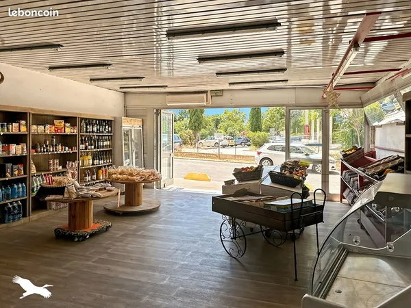 Local commercial 95 m² MARSEILLE
