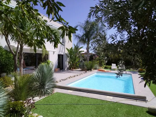 Vends villa de standing dans quartier sécurisé à Perpignan 205m²
