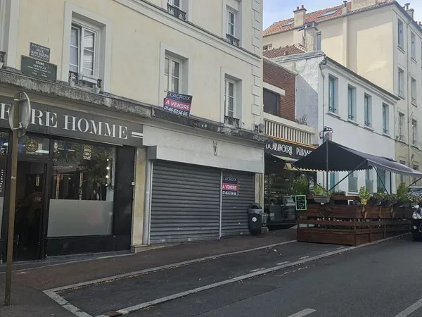 Local commercial 65 m² Gentilly