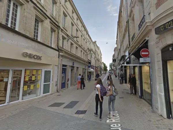 Boutique 150 m²