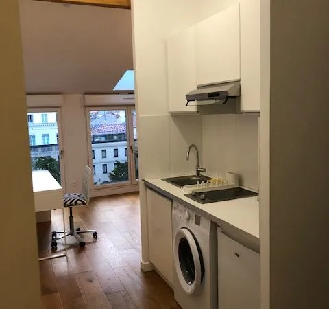Studio à louer octobre