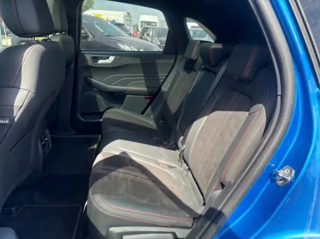 Ford Kuga 2.5 duratec 243ch hybride rechargeable st-line x powershift — photo 9