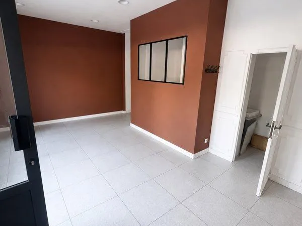 Local commercial