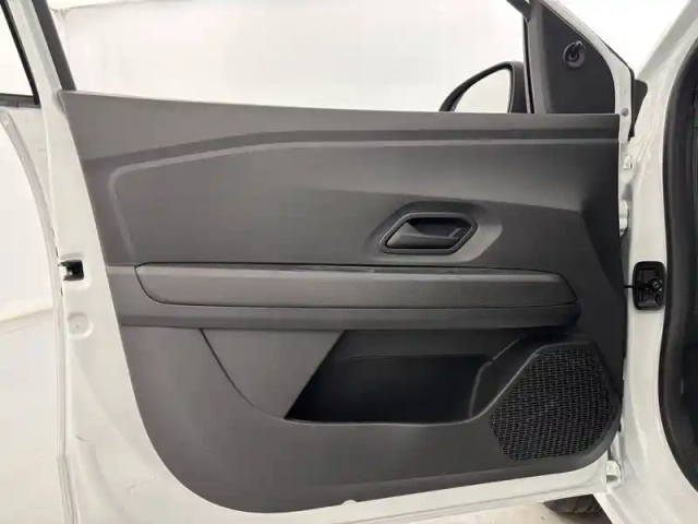 Dacia Sandero sce 65 gsr2 — photo 20