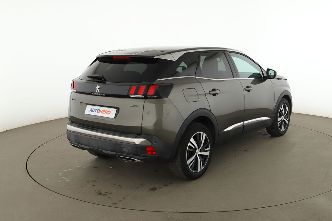 Peugeot 3008 1.2 PureTech GT Line — photo 5