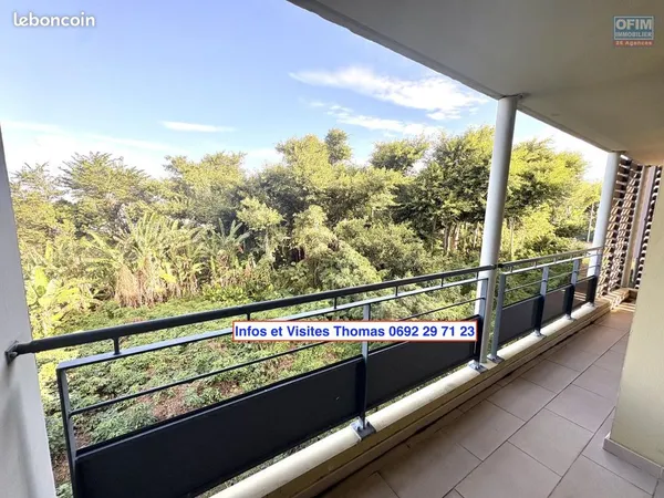 A Vendre appartement de 2 chambres avec parking privatif à Beaulieu - Saint Benoit