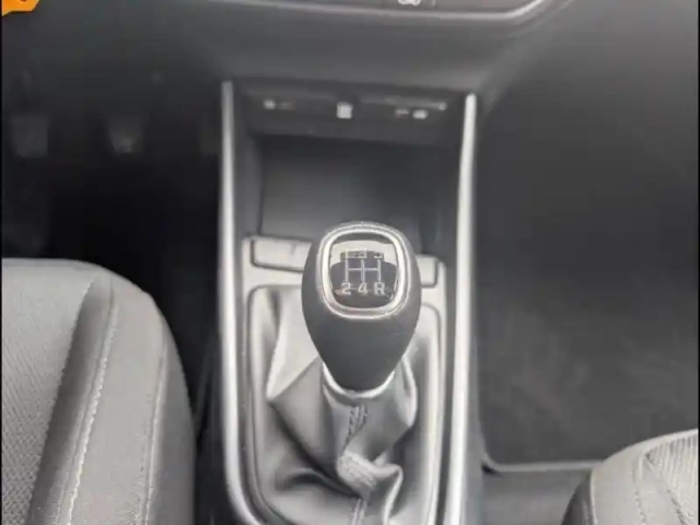 Hyundai Bayon 1.2 84ch initia — photo 12