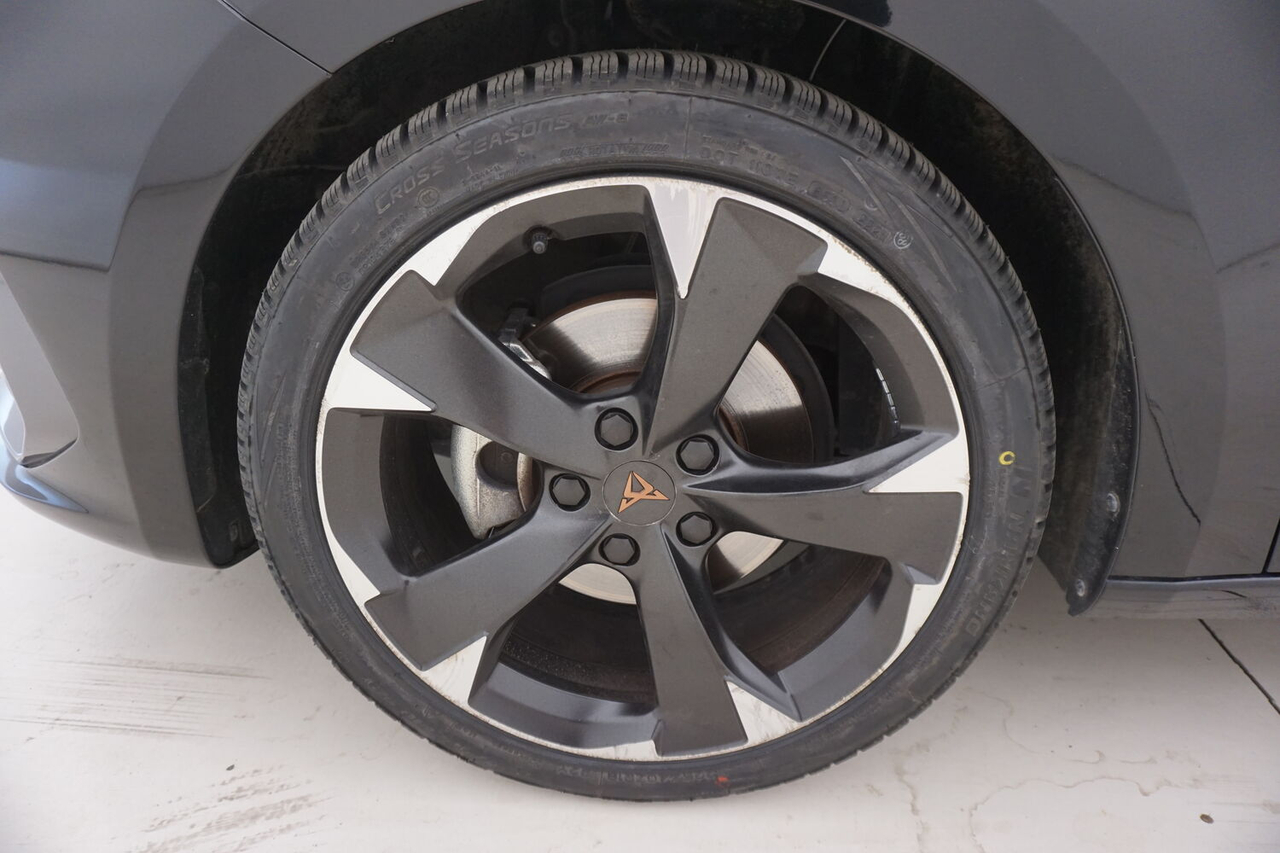 Cupra Leon Sportstourer — photo 16