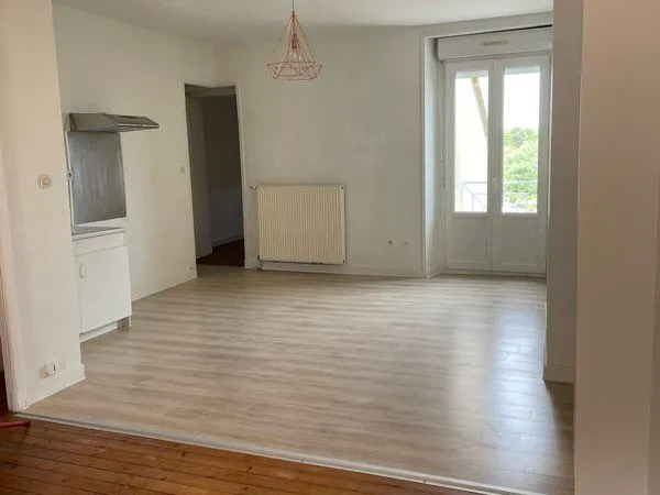 Appartement à louer à Chemillé