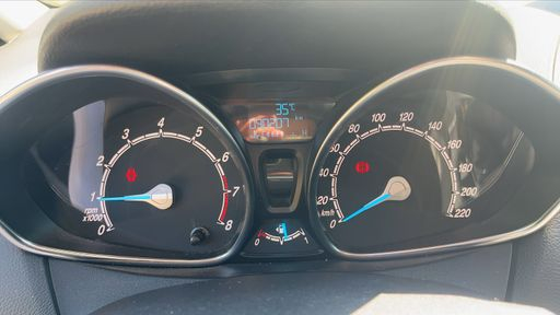 Ford B-MAX 1.0 EcoBoost 100 - Trend – 2017 – 90207 km – Essence – Boîte Manuelle — photo 16