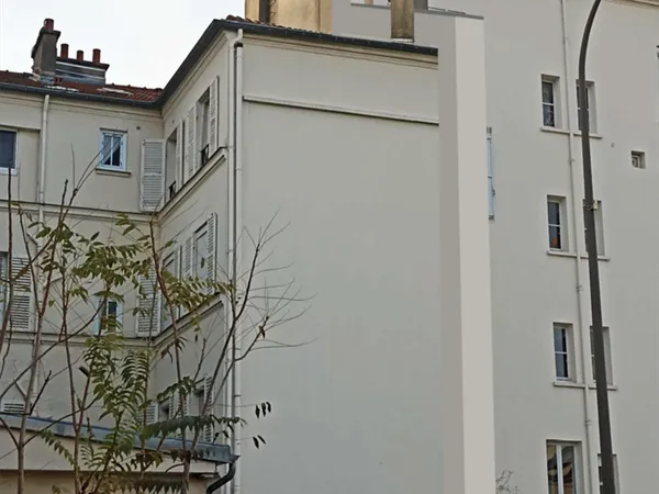Boutique 2 pièces 75 m²