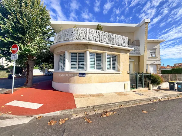 Centre-Ville - Proche Marché et Plage- Appartement 3 pièces 78m2 en parfait état- 295 000 €
