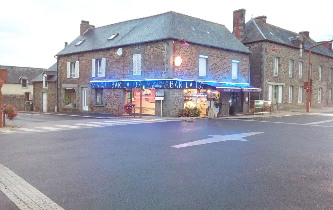 Photo 1